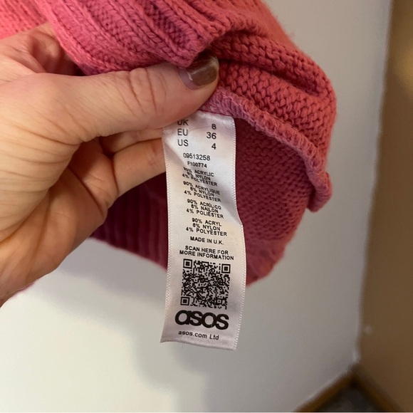 ASOS Women’s Pink Over Sized Fit Crew Neck Scoop Sweater Size 4 - Picture 7 of 7